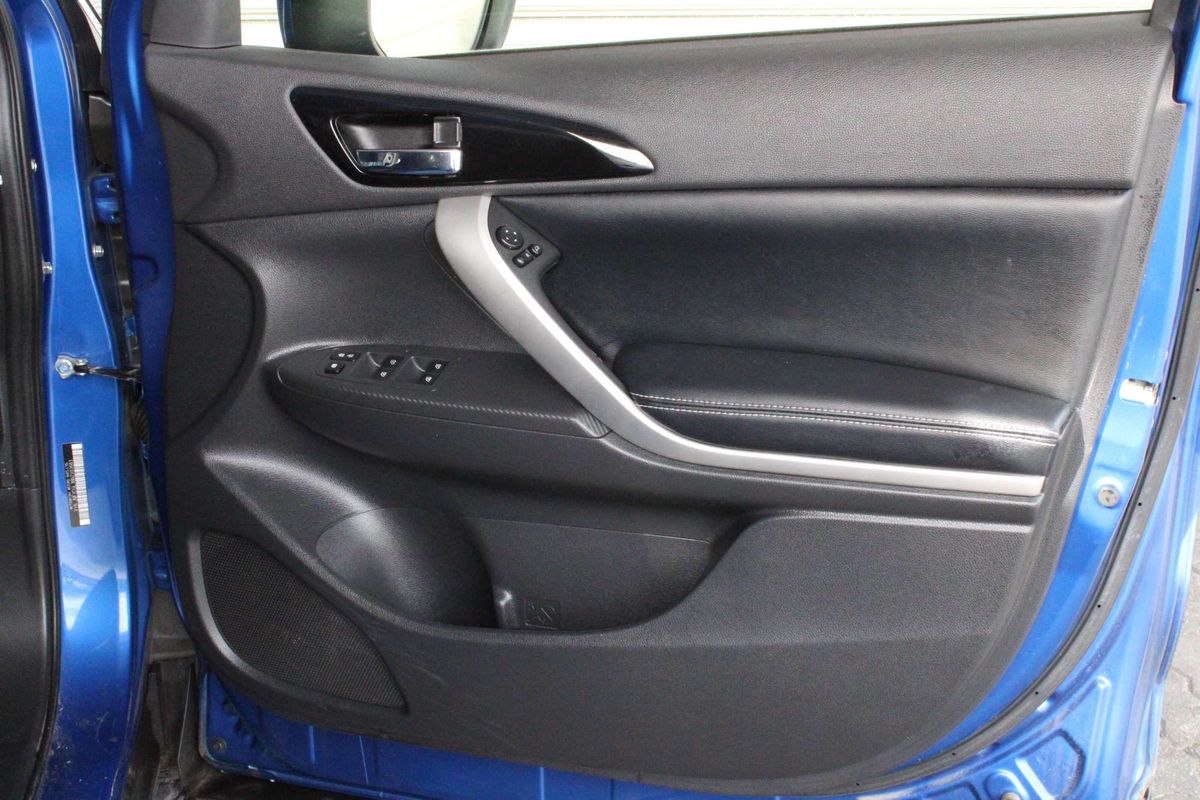 2022 Mitsubishi Eclipse Cross PHEV Exceed YB