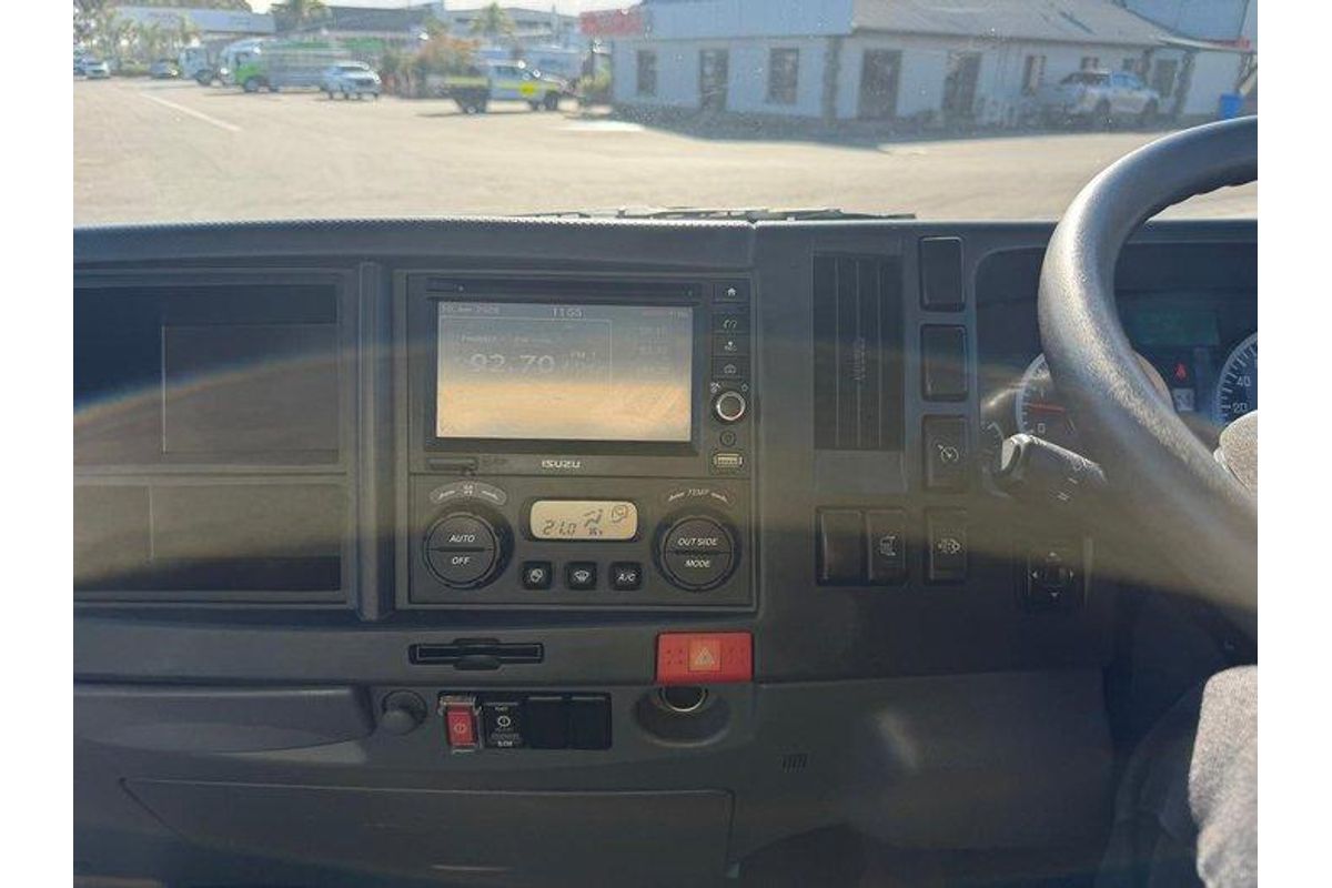2018 Isuzu N Series NPR 45/55-155 image 20