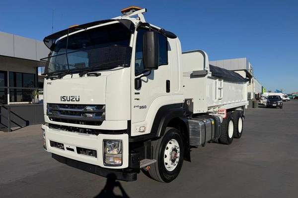 2022 Isuzu F Series FXZ240-350