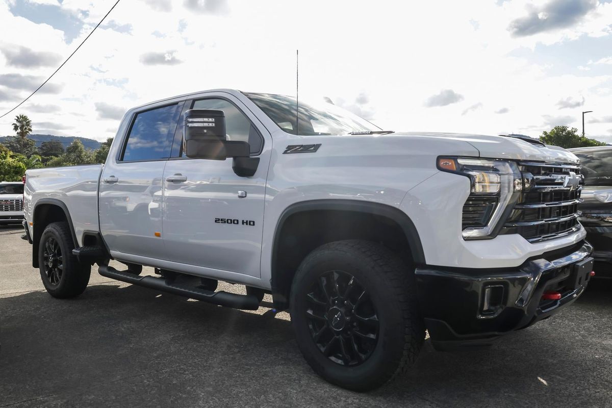 2026 Chevrolet Silverado HD LTZ Premium W/Tech Pack T1 4X4