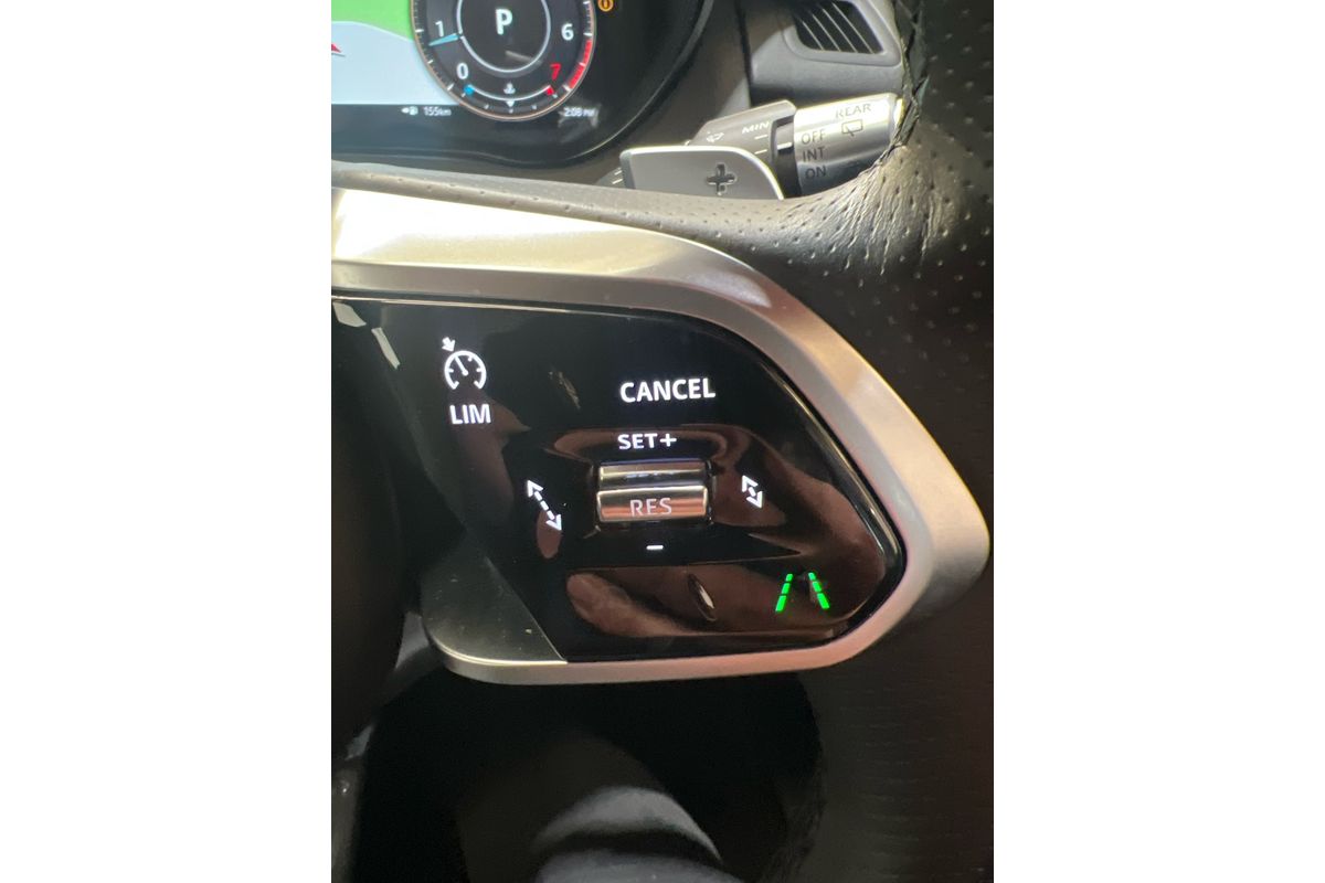 2021 Jaguar E-PACE P250 R-Dynamic SE X540 image 21
