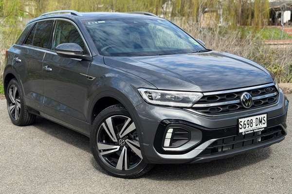 2025 Volkswagen T-Roc 140TSI R-Line D11