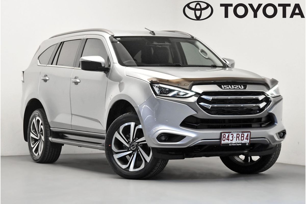 2022 Isuzu MU-X LS-T