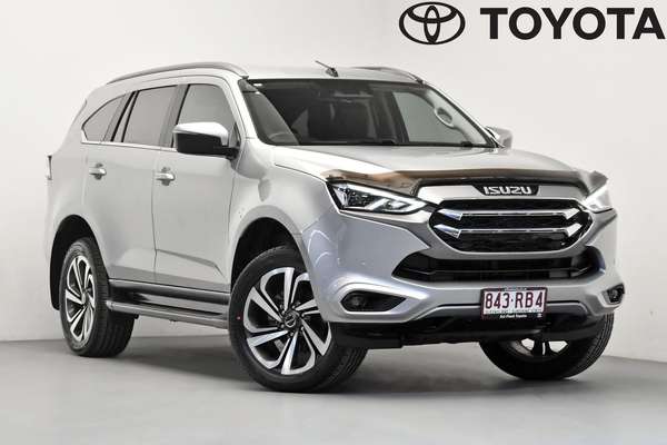 2022 Isuzu MU-X LS-T