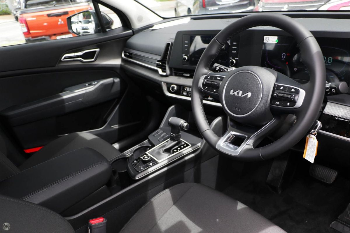 2025 Kia Sportage S NQ5