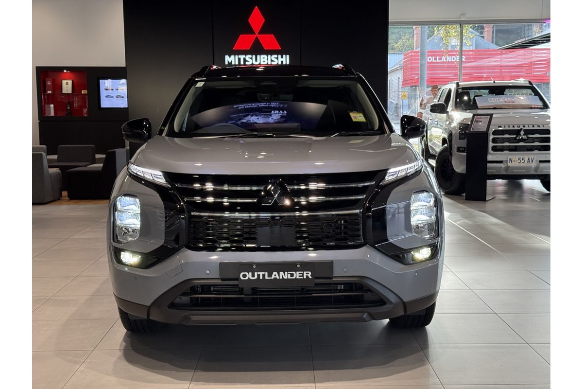 2026 Mitsubishi Outlander LS ZM