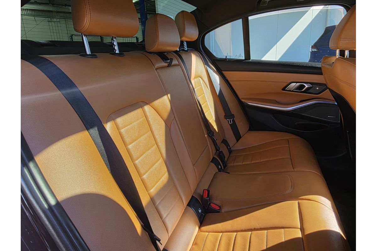 2021 BMW 3 Series 330i M Sport G20 image 14