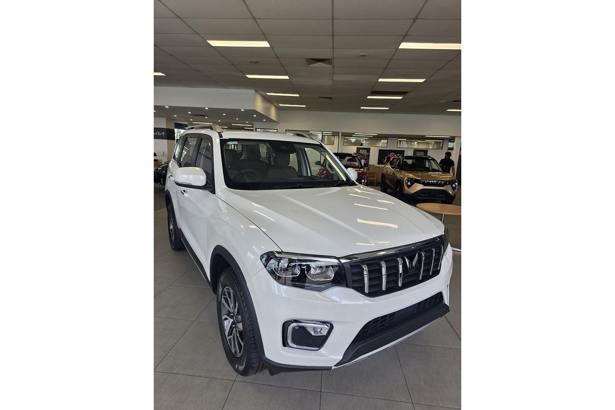 2026 Mahindra Scorpio Z8L+