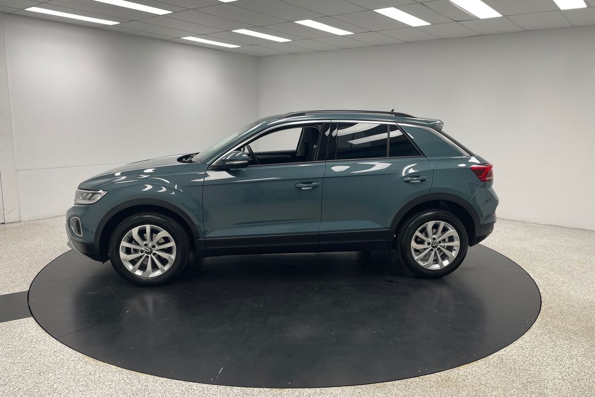 2023 Volkswagen T-Roc