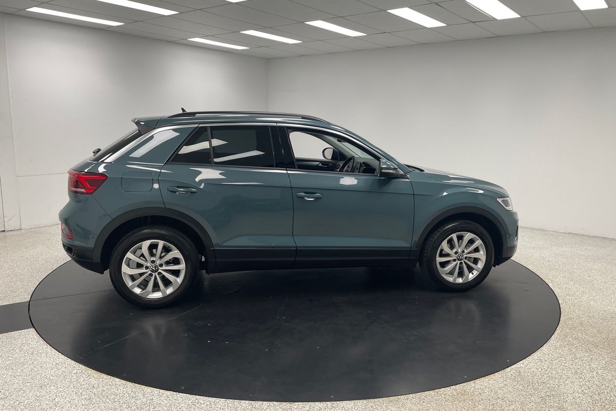 2023 Volkswagen T-Roc
