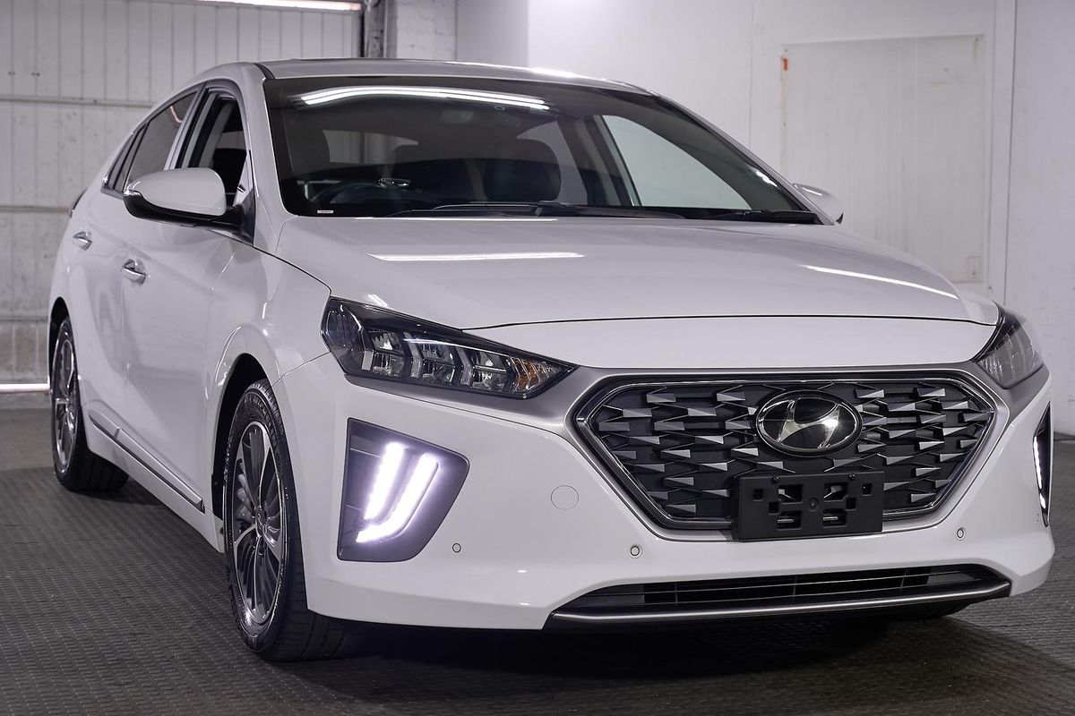 2022 Hyundai IONIQ Plug-in Premium AE.V4