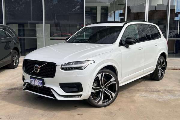 2021 Volvo XC90 T6 R-Design