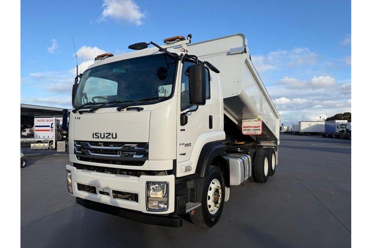 2022 Isuzu F Series FXZ240-350