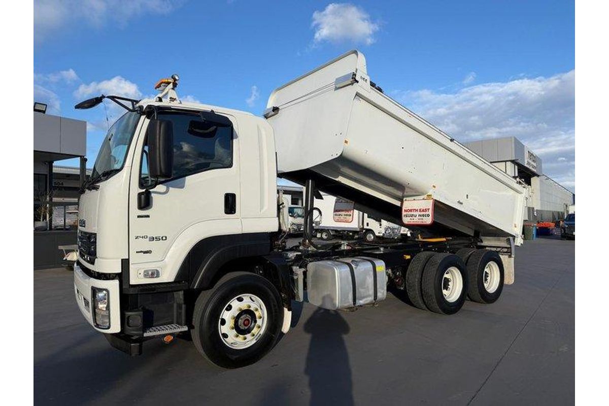 2022 Isuzu F Series FXZ240-350