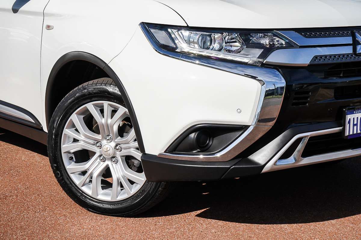 2020 Mitsubishi Outlander ES ZL