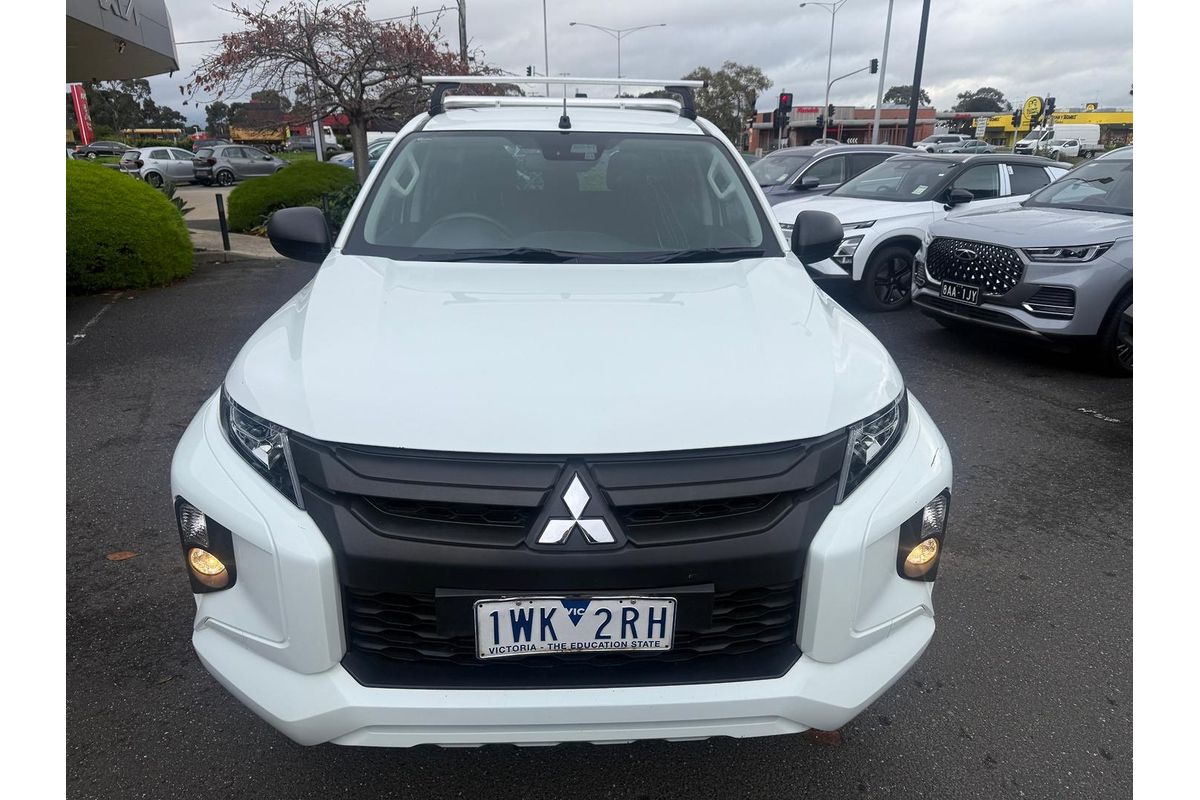 2022 Mitsubishi Triton GLX MR Rear Wheel Drive