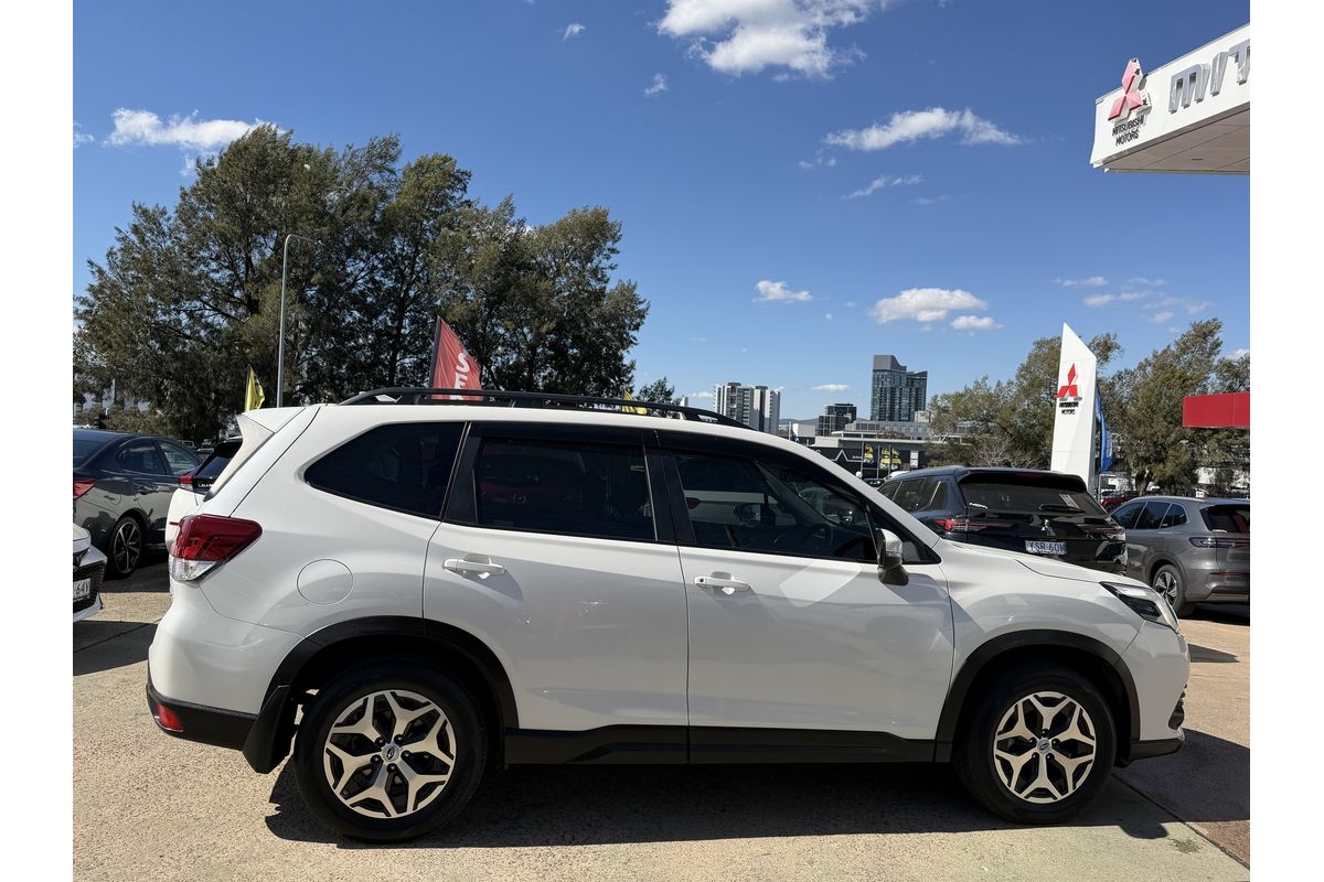 2022 Subaru Forester 2.5i-L S5