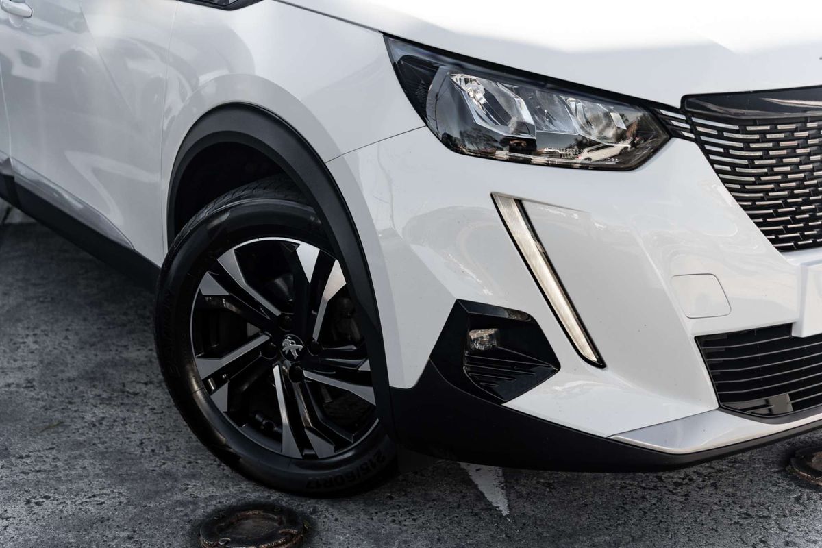2021 Peugeot 2008 Allure P24