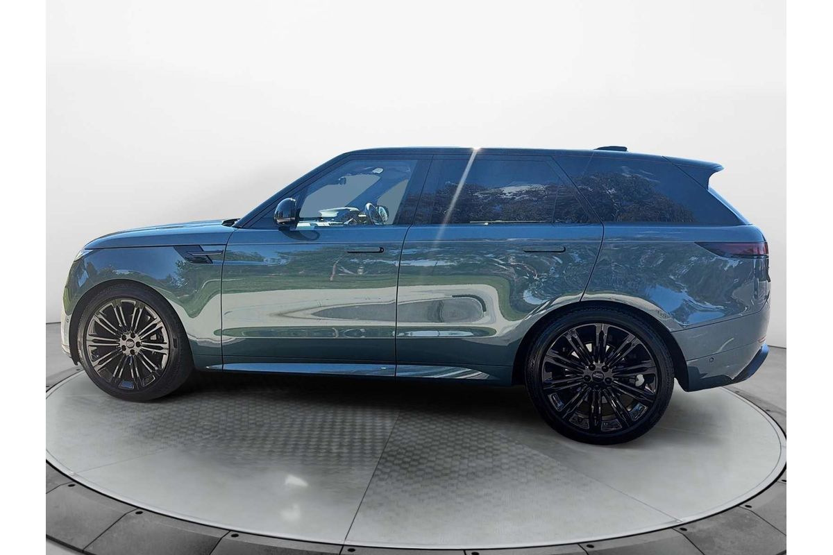 2026 Land Rover Range Rover Sport D250 Dynamic SE L461