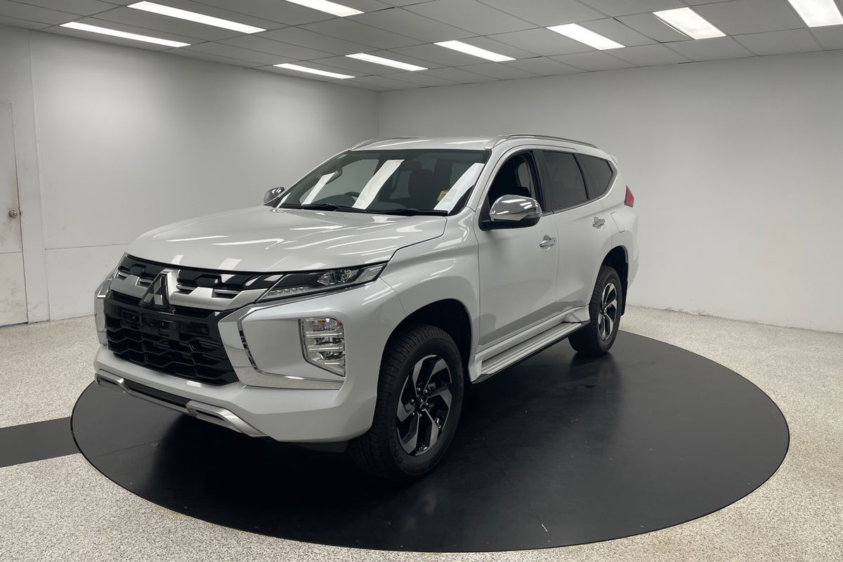 2025 Mitsubishi Pajero Sport GLS QG