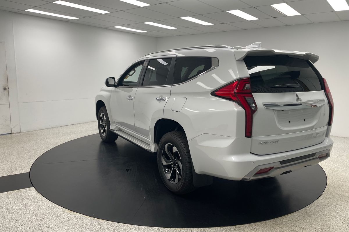 2025 Mitsubishi Pajero Sport GLS QG