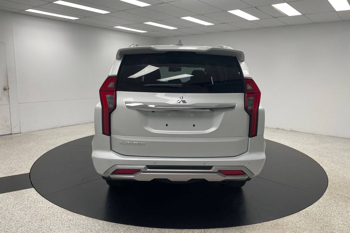 2025 Mitsubishi Pajero Sport GLS QG