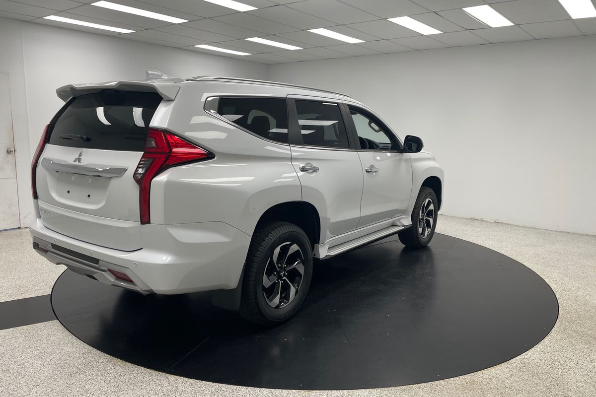 2025 Mitsubishi Pajero Sport GLS QG