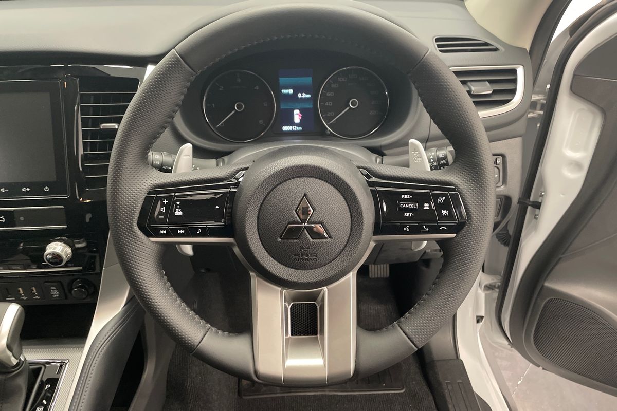 2025 Mitsubishi Pajero Sport GLS QG