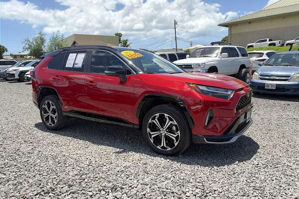 2025 Toyota RAV4 XSE
