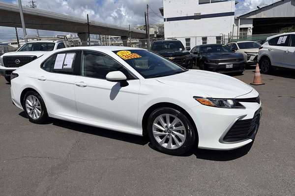 2024 Toyota Camry LE