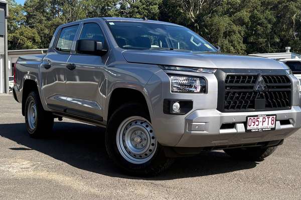 2025 Mitsubishi Triton GLX MV 4X4