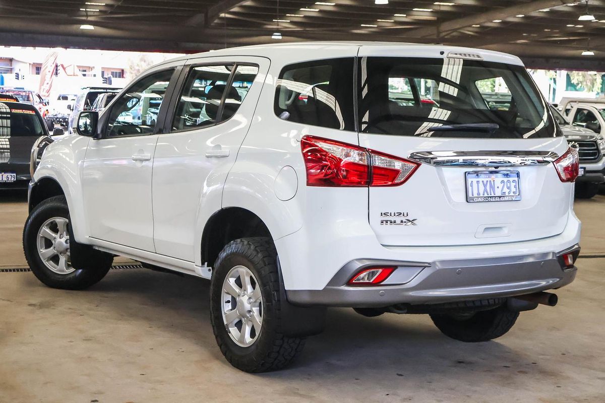 2020 Isuzu MU-X LS-M