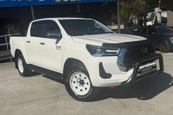 2022 Toyota Hilux SR5 GUN126R 4X4