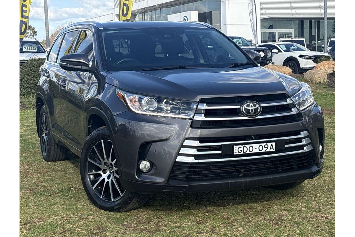 2017 Toyota Kluger Grande GSU55R