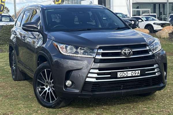 2017 Toyota Kluger Grande GSU55R