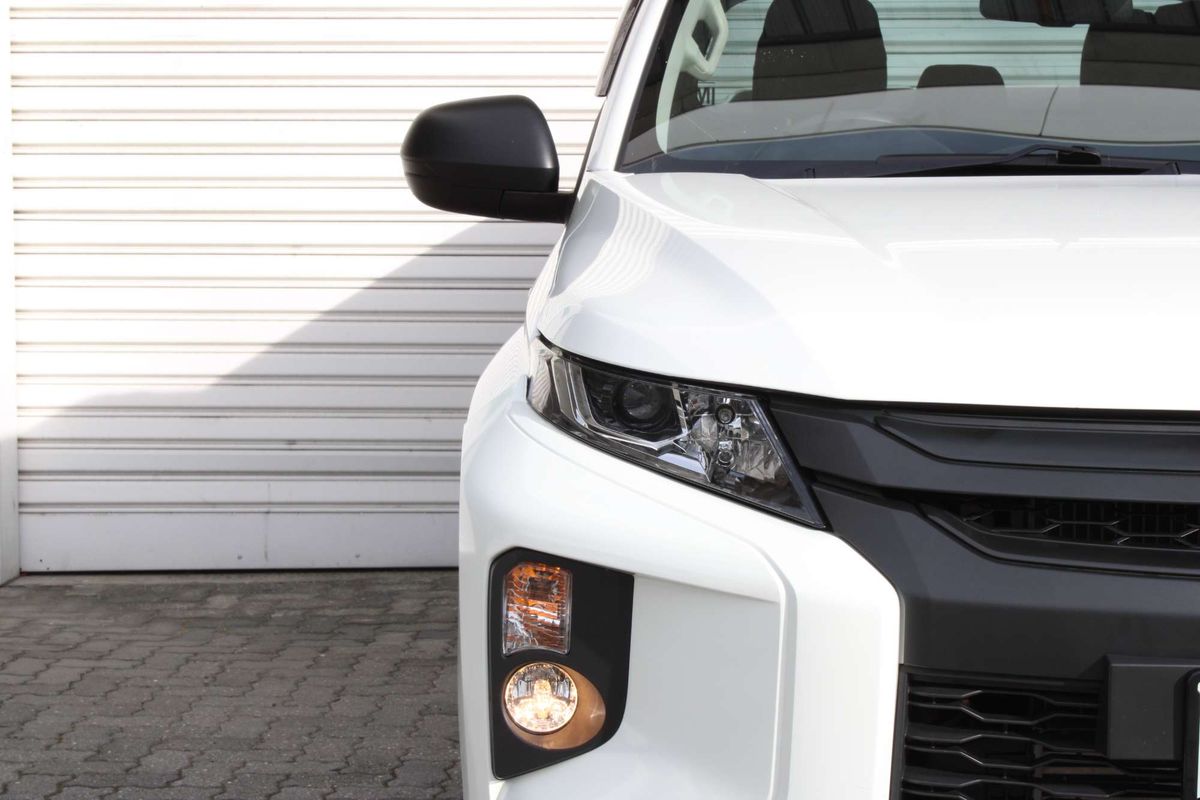 2022 Mitsubishi Triton GLX MR 4X4