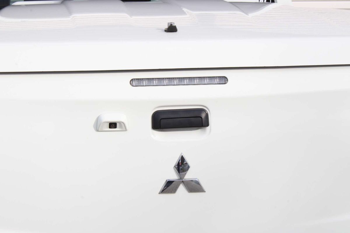 2022 Mitsubishi Triton GLX MR 4X4