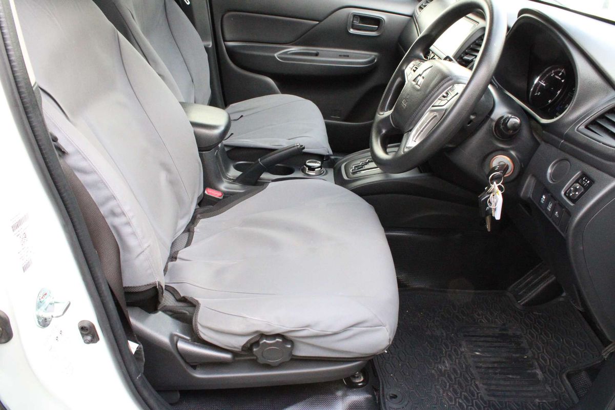 2022 Mitsubishi Triton GLX MR 4X4