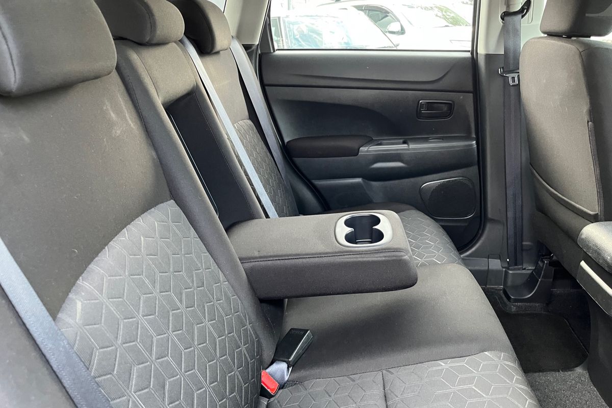 2020 Mitsubishi ASX ES XD