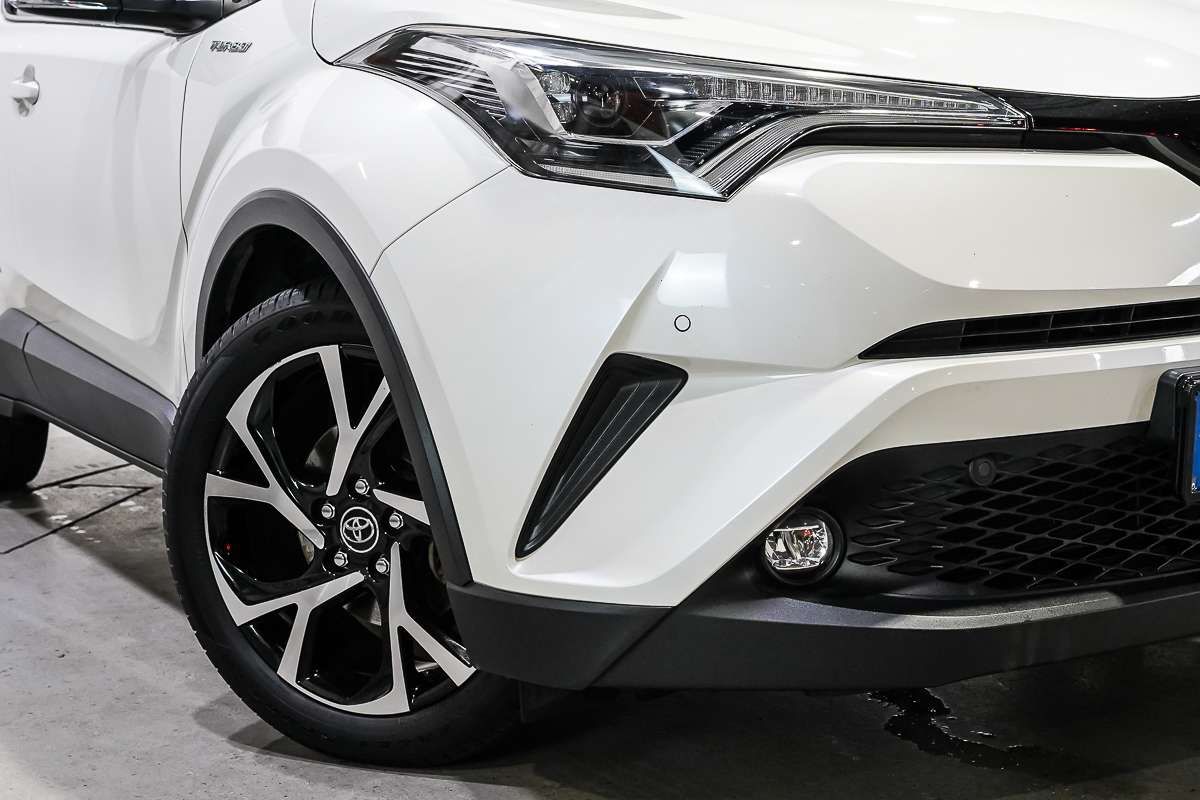 2017 Toyota C-HR Koba NGX10R