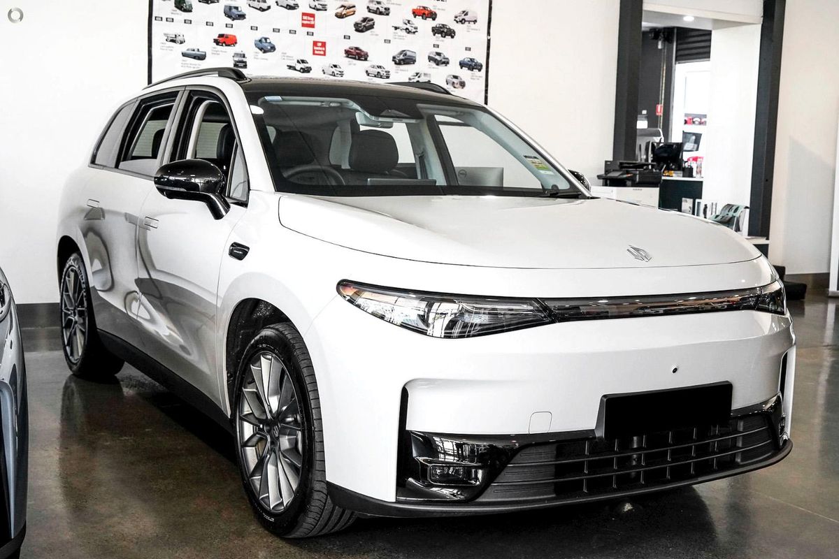 2026 Leapmotor C10 Design B11