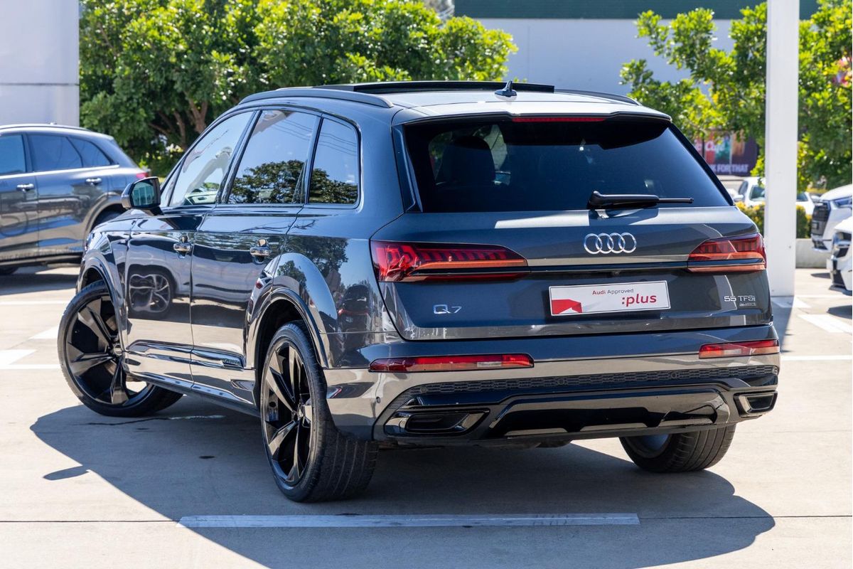 2022 Audi Q7 55 TFSI S line 4M