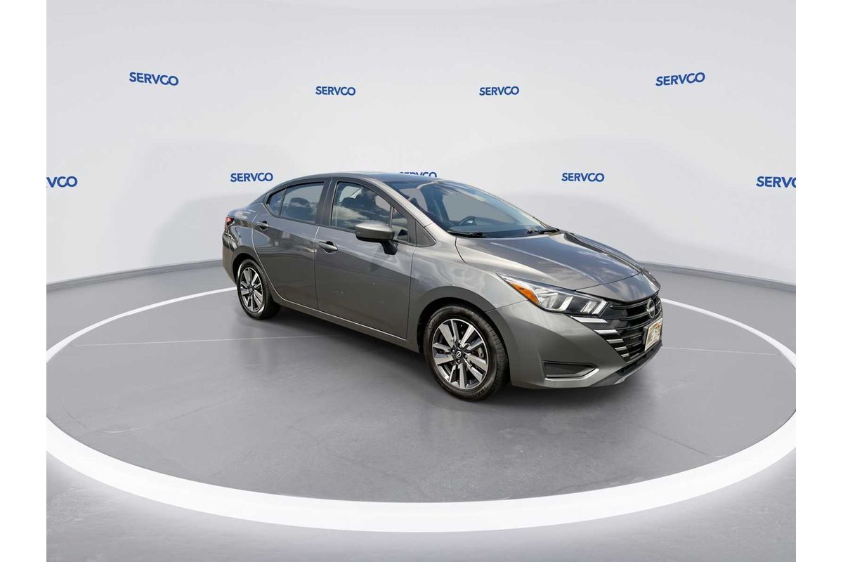 2023 Nissan Versa SV