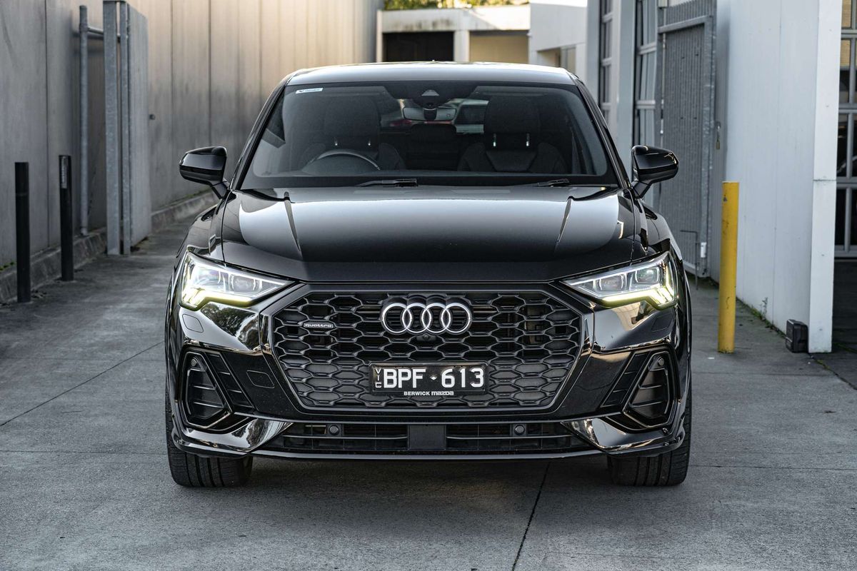 2021 Audi Q3 40 TFSI S line F3