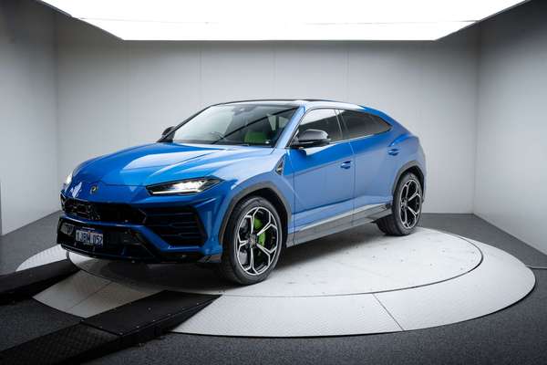 2019 Lamborghini Urus 636