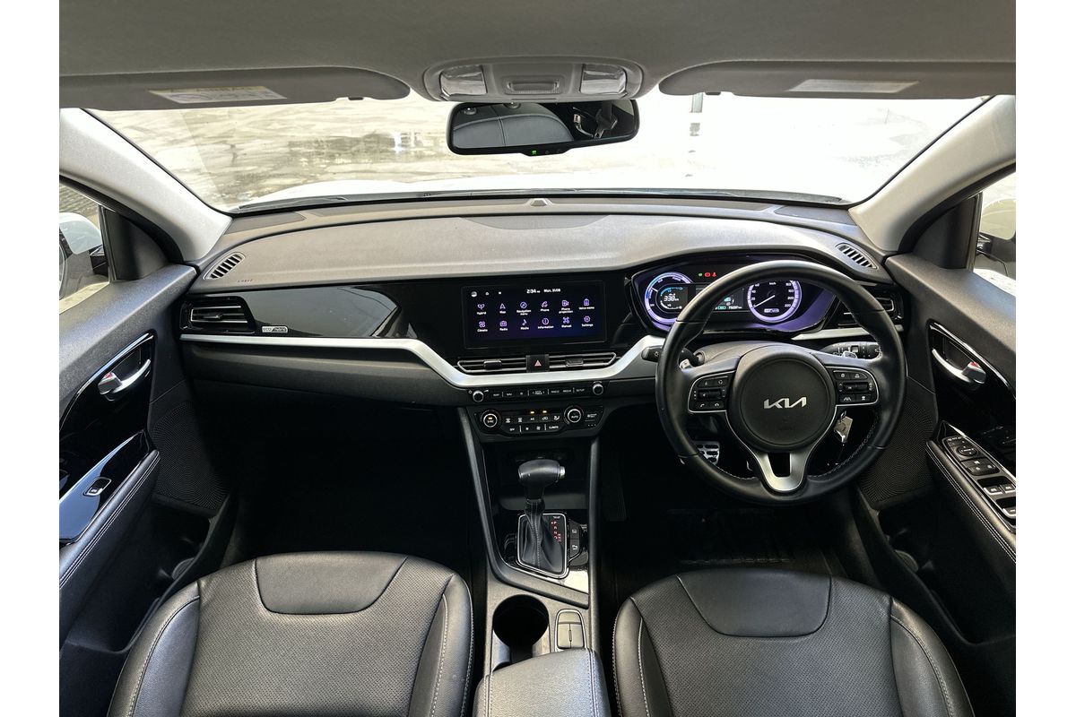 2021 Kia Niro Hybrid Sport DE