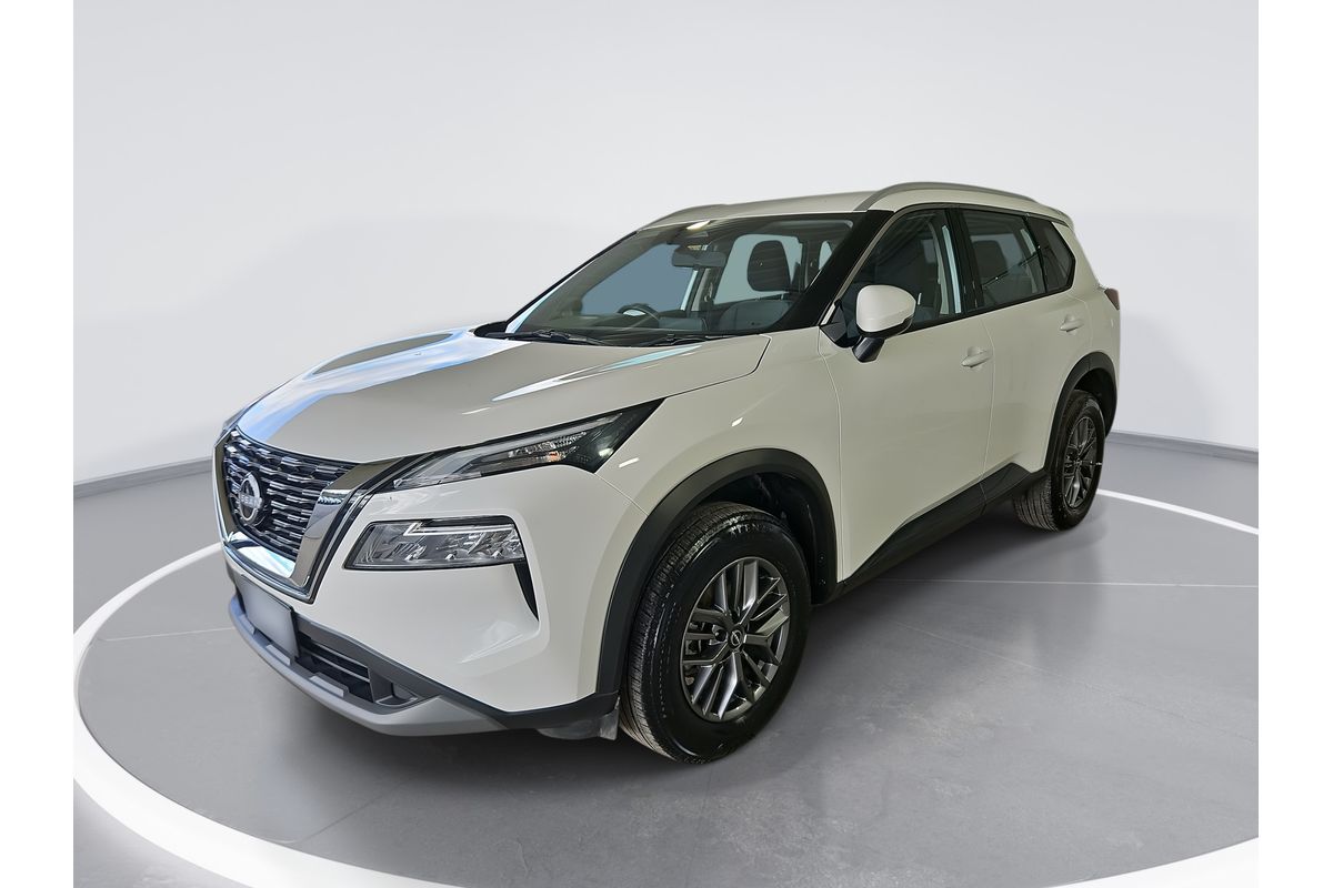 2024 Nissan X-TRAIL ST T33