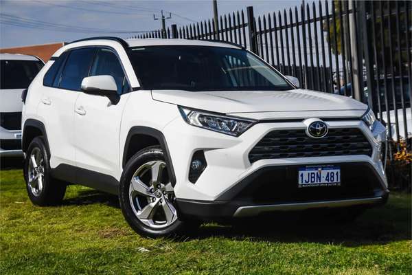 2020 Toyota RAV4 GXL MXAA52R
