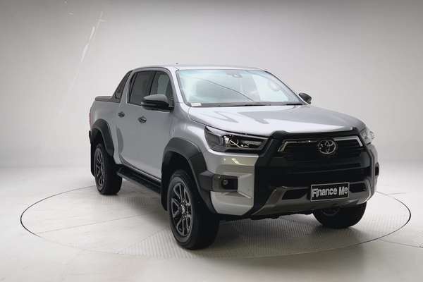 2025 Toyota Hilux Rogue 48V GUN126R 4X4 thumb-4
