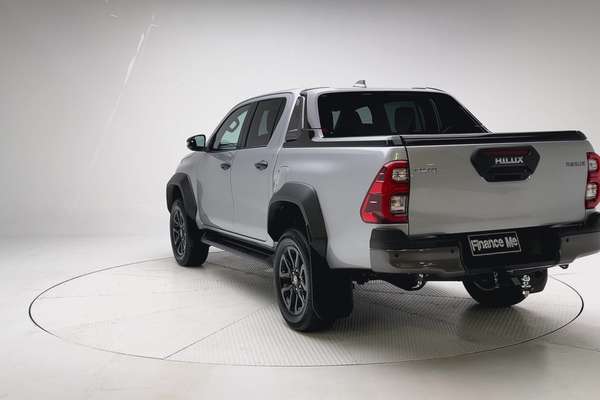 2025 Toyota Hilux Rogue 48V GUN126R 4X4 thumb-8